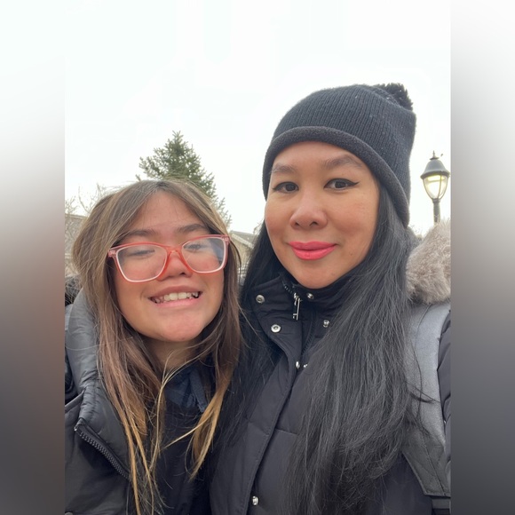 Meet your Posher, Glam On Demand - Picture 15 of 16